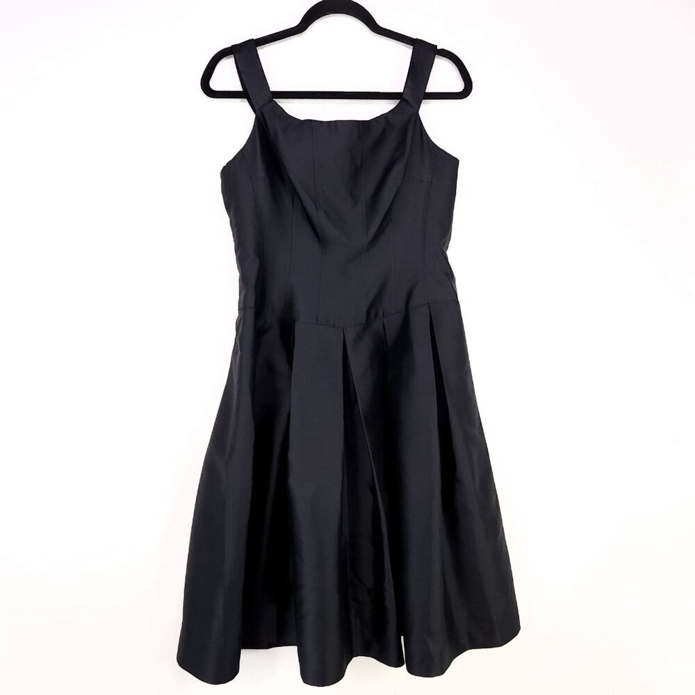 Rickie Freeman Teri Jon Silk Fit Flare Dress Size 10 Black Pleated Sleeveles